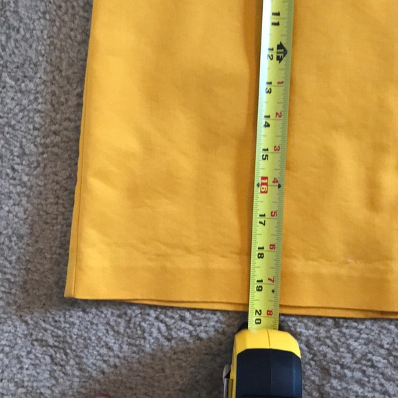 Yellow skirt - Picture 3 of 7